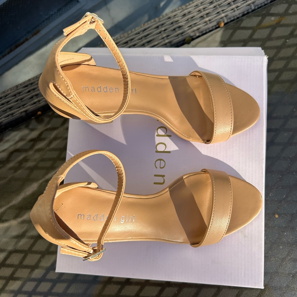 Madden Girl Bella Tan Block Heel Sandals